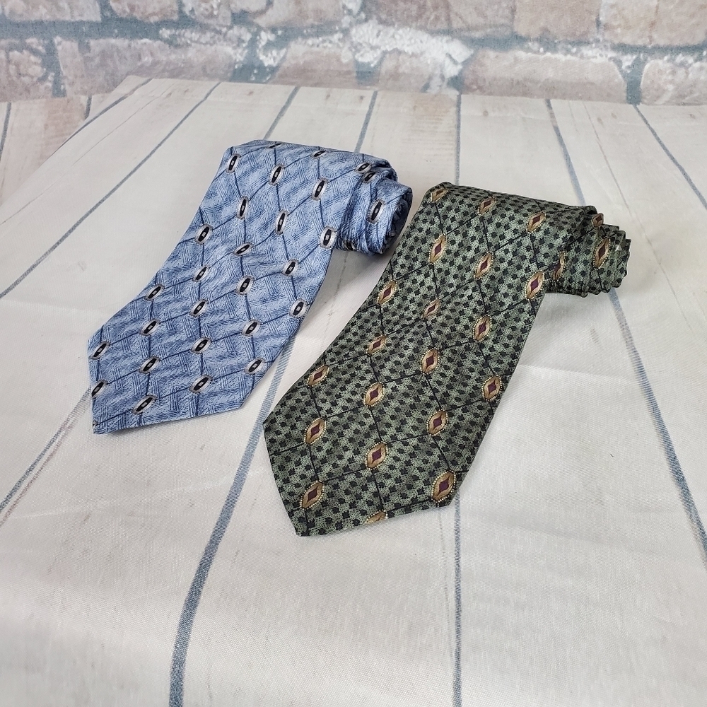 Trump Arrow Ties Set of 2 Olive Blue Silk